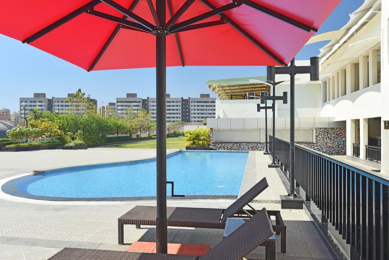 Hotel Club One Manor Zewnętrze zdjęcie