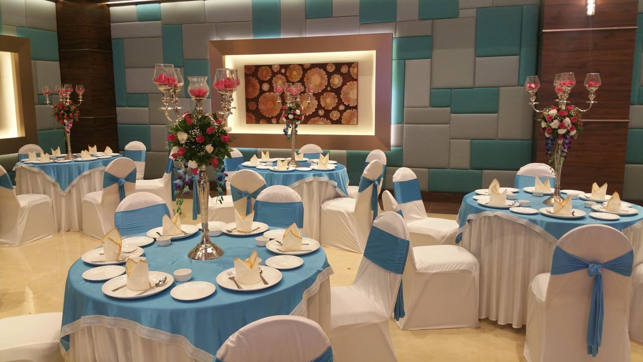 Hotel Club One Manor Zewnętrze zdjęcie